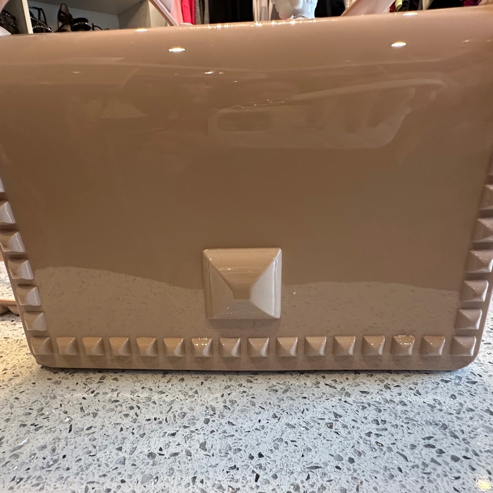 Graziella Flap Crossbody